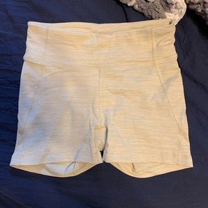 Outdoor voices techsweat shorts